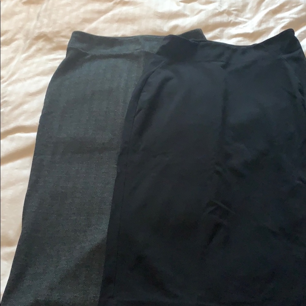 2 Midi pencil skirts